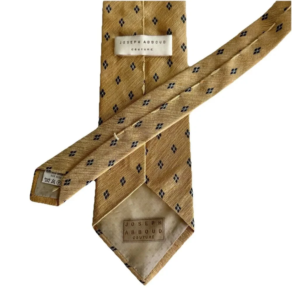JOSEPH ABBOUD Men's 100% Silk Tie ITALY Designer Gold Yellow Blue Diamond 58